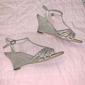 Diva by Benjamin Walk 3 inch wedges